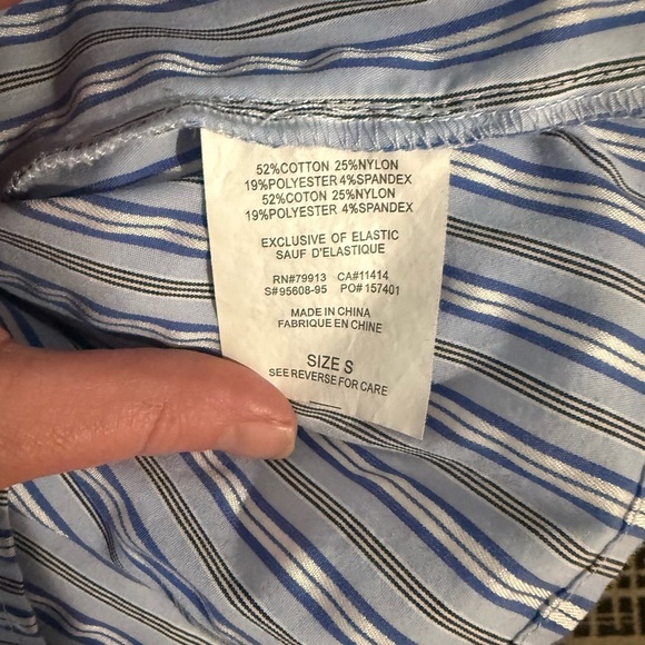 Motherhood Maternity Striped V Neck Top Size Small. Style #95608-95 . - Picture 5 of 5